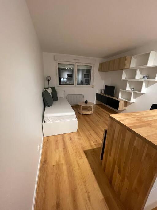 Appartement Studio Meuble à Amiens Extérieur photo